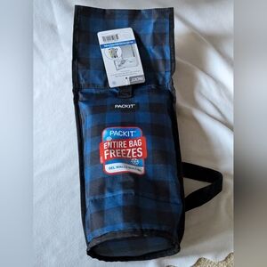 NWT New PACKIT Freezable Wine Bag,No lce Packs Needed Blue Plaid